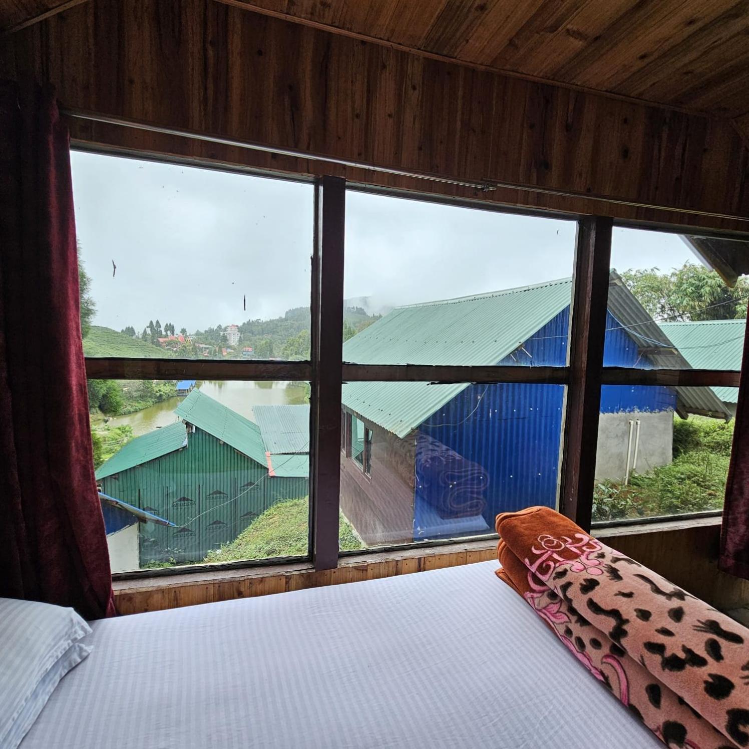 Lake View Resort Masala Zone Suryodaya 외부 사진